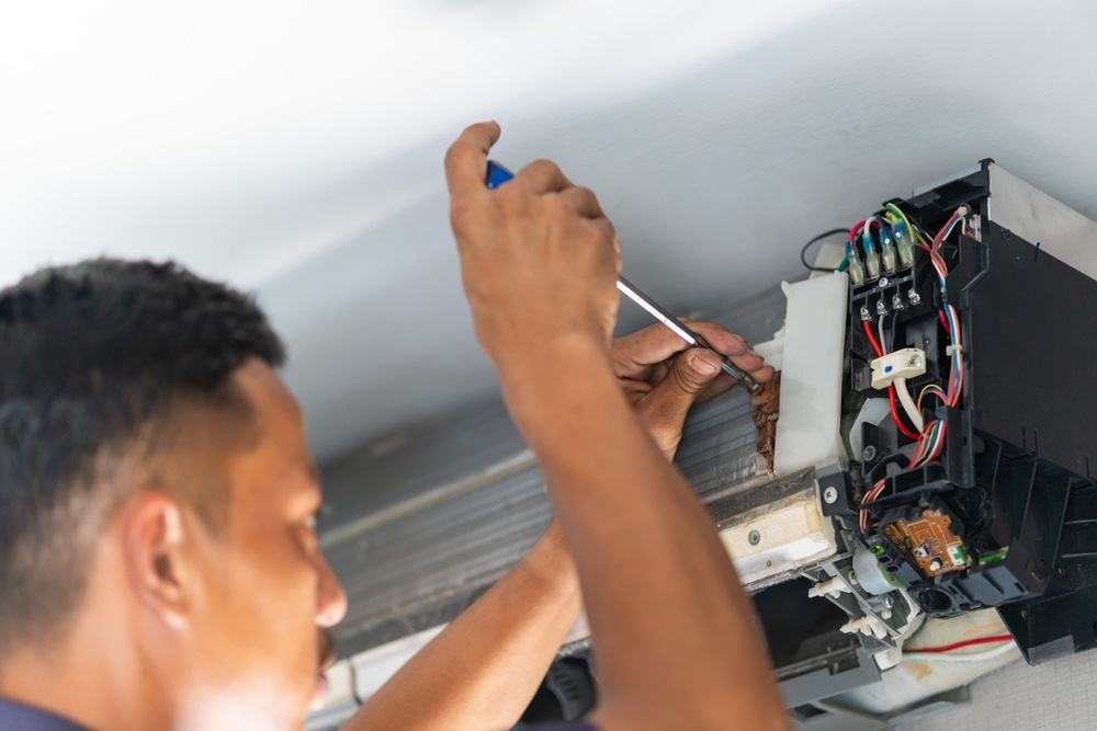 Signs Your Air Conditioner Needs Professional Repair